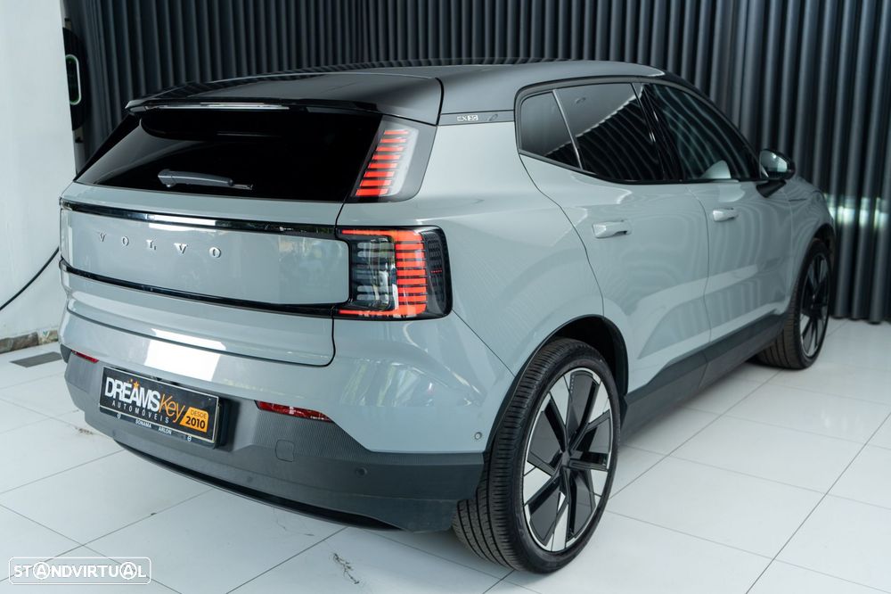Volvo EX30 Twin Motor Performance AWD Ultra - 11