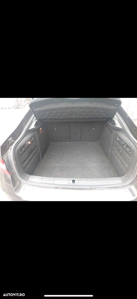 Skoda Superb 2.0 TDI DSG L&K - 13