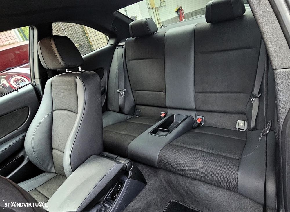 BMW 120 d Aut. Limited Edition Lifestyle c/ M Sport Pack - 8