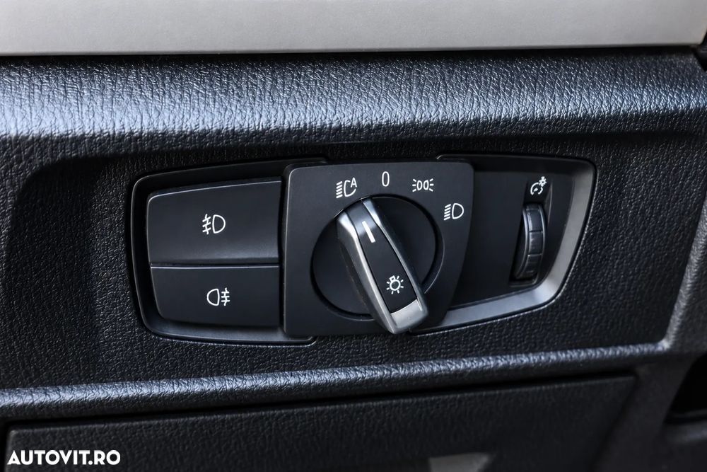 BMW Seria 1 120d - 19