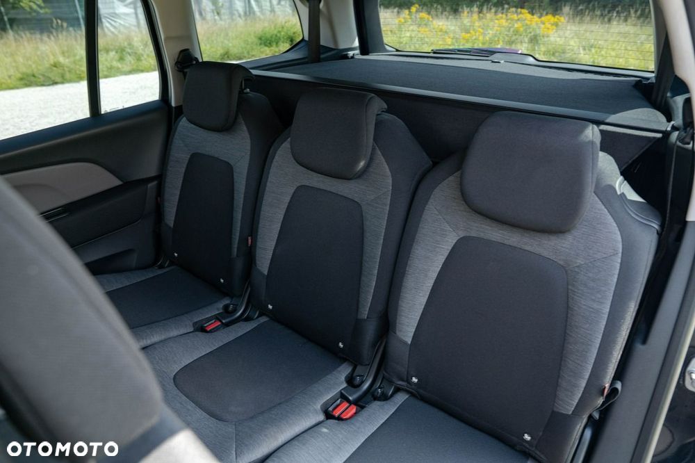 Citroën C4 Grand Picasso - 22