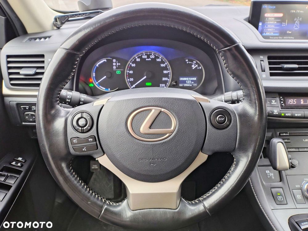 Lexus CT - 13