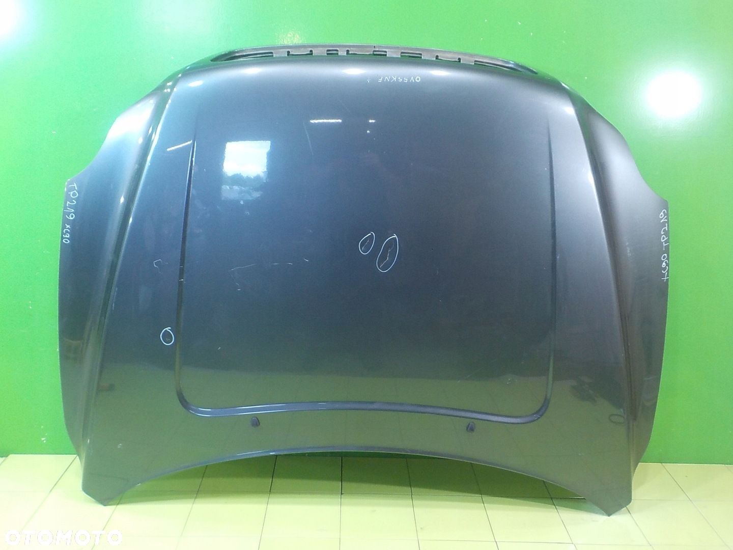 VOLVO XC90 I 2.4 D AUT 05r 5D maska - 1