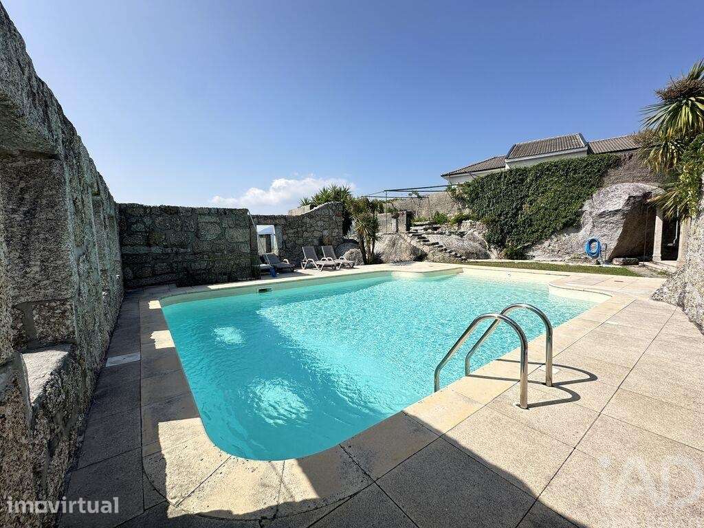 Casa / Villa T6 em Ventosa e Cova de 283 m2 - Grande imagem: 3/40