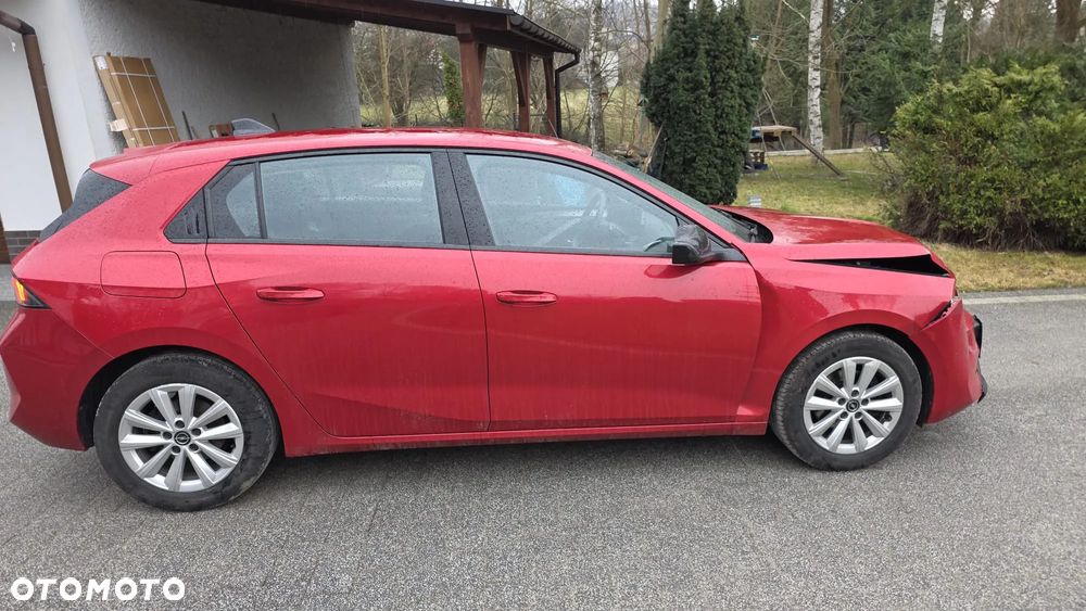 Opel Astra 1.2 Turbo Edition - 1