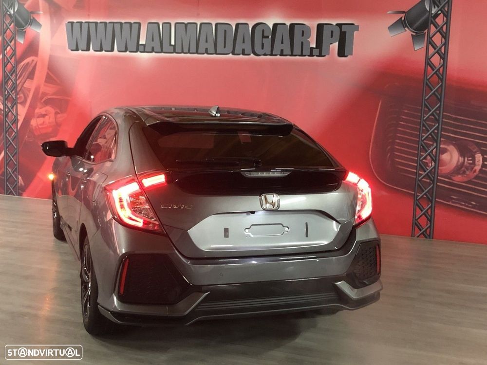 Honda Civic 1.0 i-VTEC Executive Premium - 5