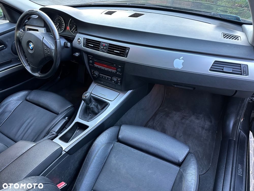 BMW Seria 3 - 12