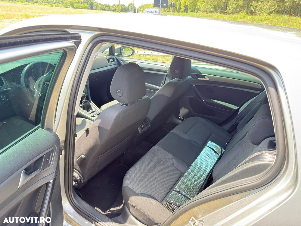 Volkswagen Golf 1.2 TSI BlueMotion Technology Comfortline - 15