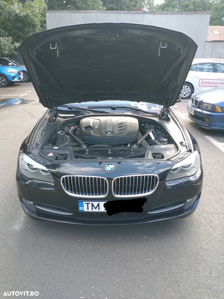BMW Seria 5 520d - 26