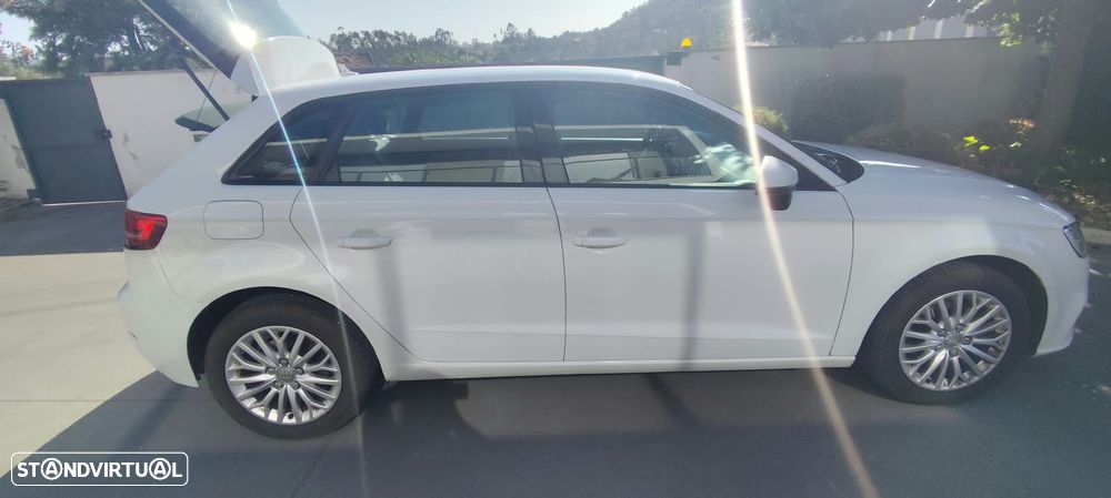 Audi A3 Sportback 1.6 TDI - 2