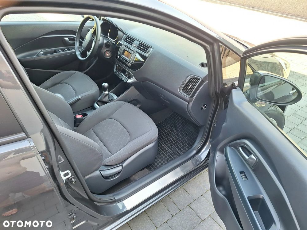 Kia Rio 1.2 L Business Line - 24