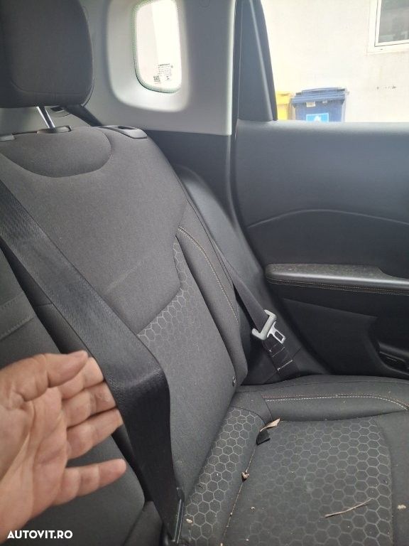 Jeep Compass 1.4 M-Air 4x2 Limited - 8