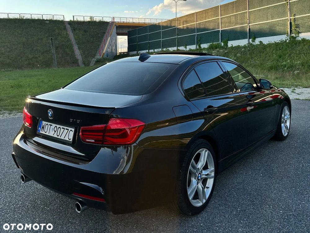 BMW Seria 3 340i xDrive M Sport Shadow sport - 4