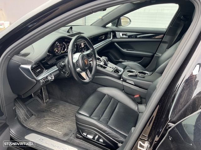 Porsche Panamera 4 E-Hybrid - 6
