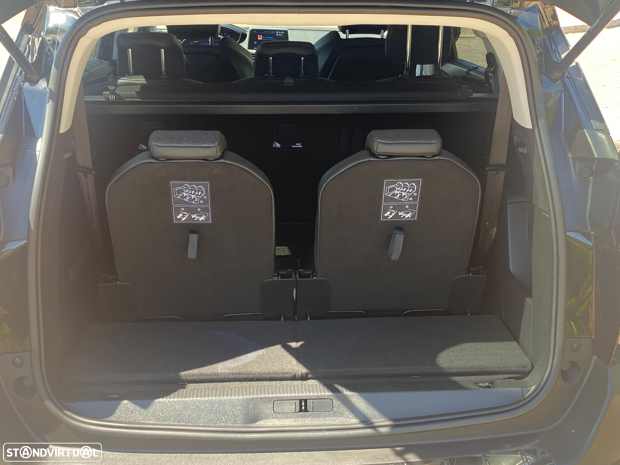 Peugeot 5008 1.5 BlueHDi Allure Pack - 19