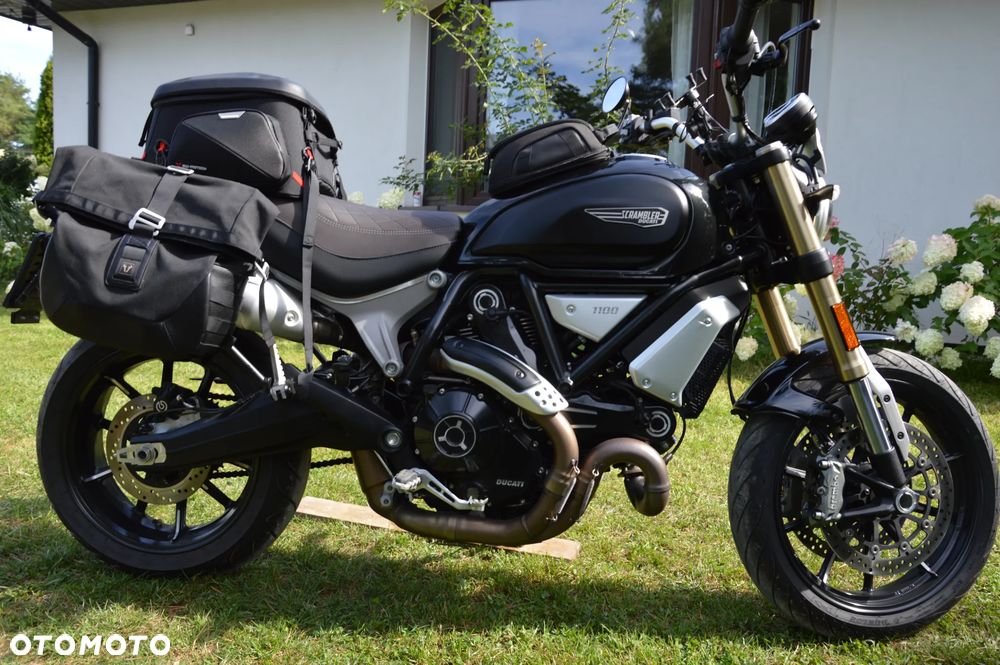 Ducati Scrambler - 1