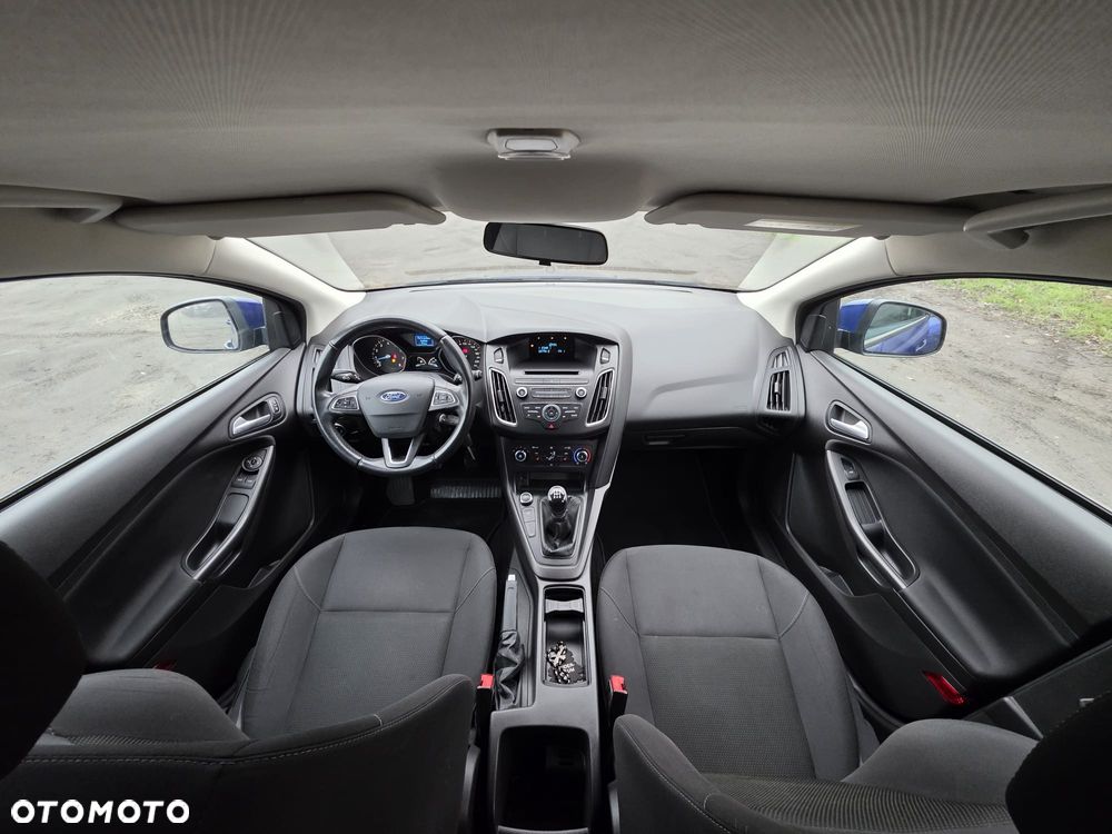 Ford Focus - 17