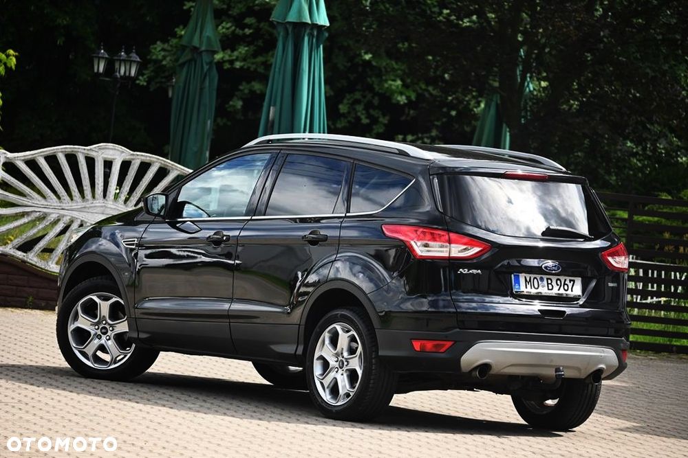 Ford Kuga 1.5 EcoBoost 2x4 Titanium - 22