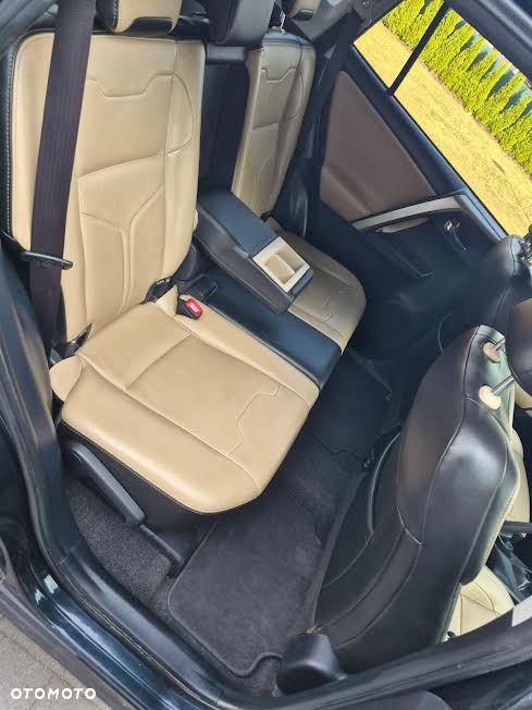 Toyota RAV4 2.0 D-4D Premium - 7