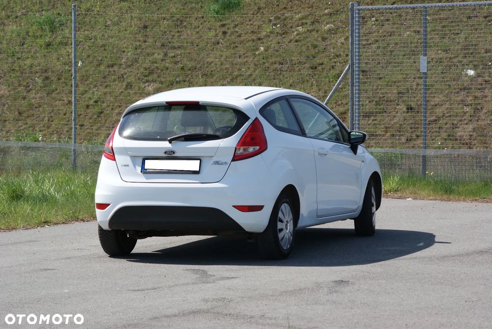 Ford Fiesta 1.25 Champions Edition - 13