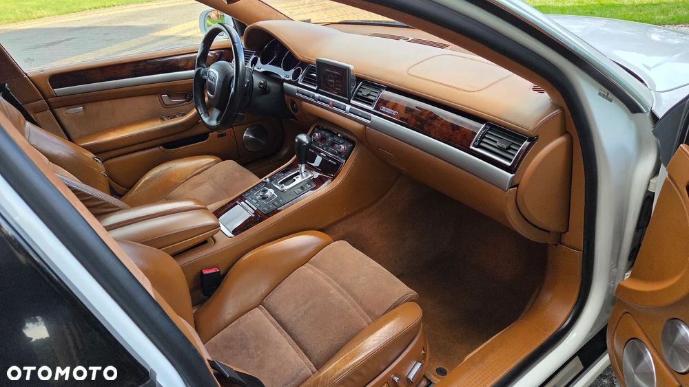 Audi A8 4.2 TDI DPF Quattro Langversion - 16