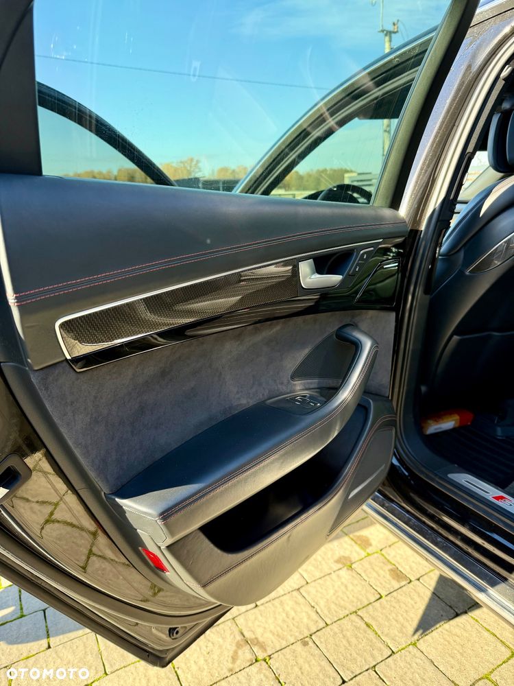 Audi A8 4.2 TDI Quattro - 14