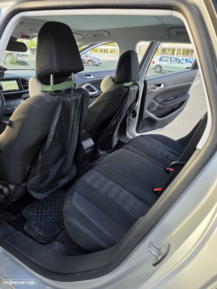 Peugeot 308 SW PureTech 130 EAT6 Stop & Start Allure - 21
