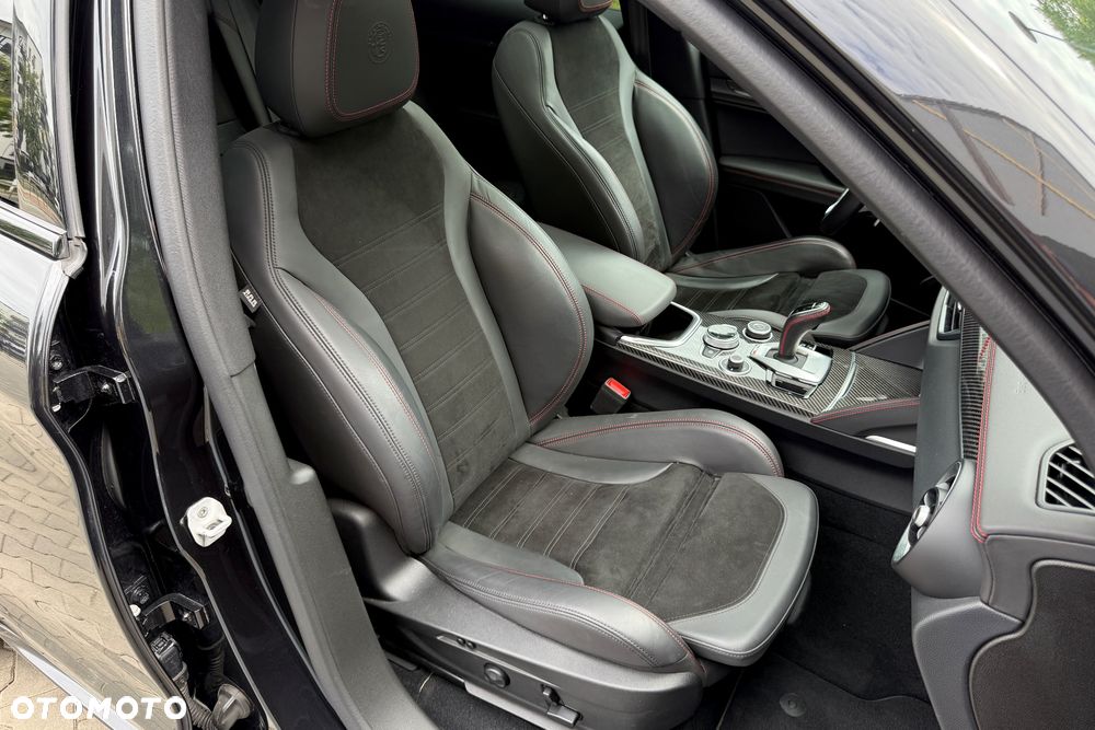 Alfa Romeo Stelvio 2.0 Turbo Estrema Q4 - 16