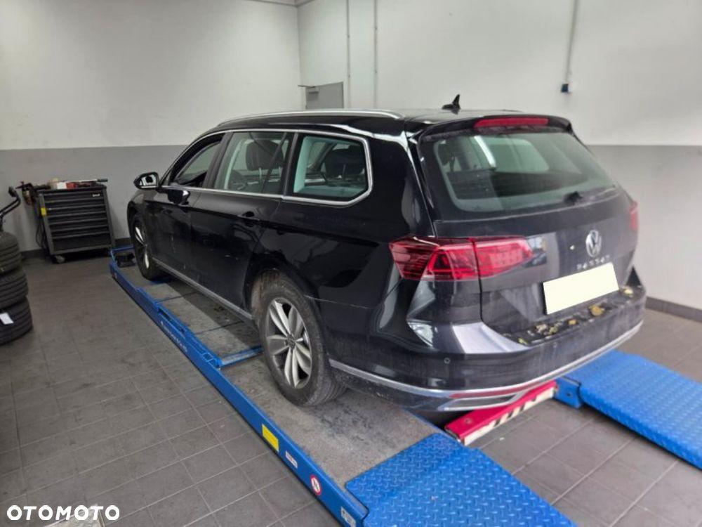 Volkswagen Passat 2023 photo 4