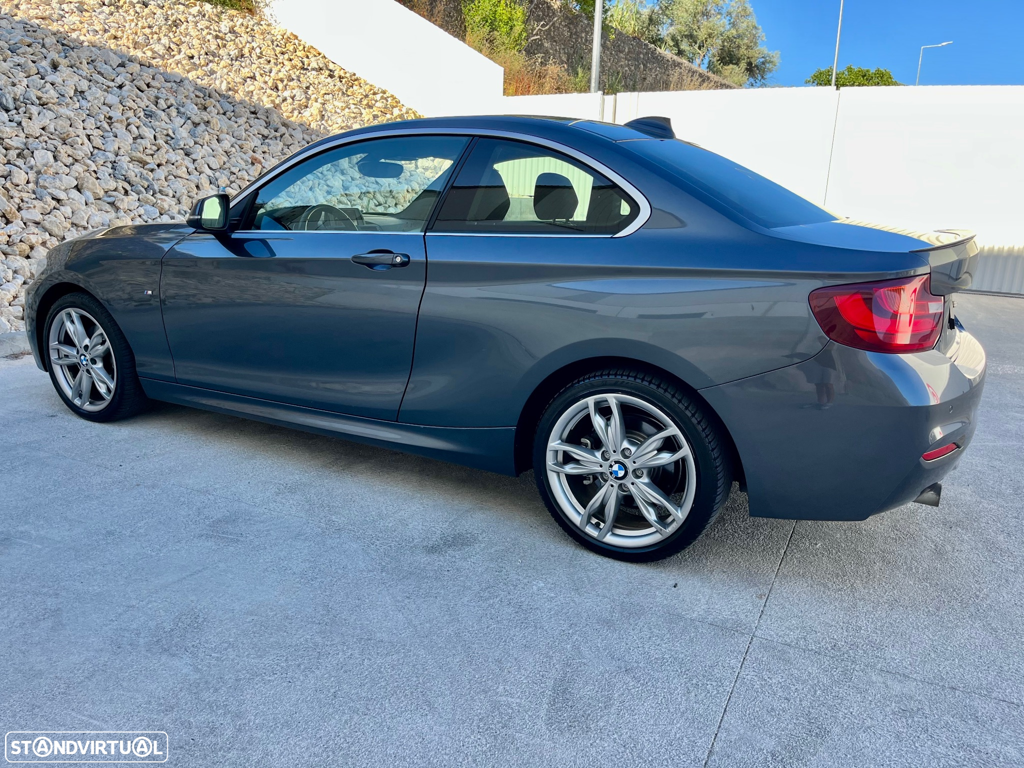 BMW 220 d Coupe Pack M - 11