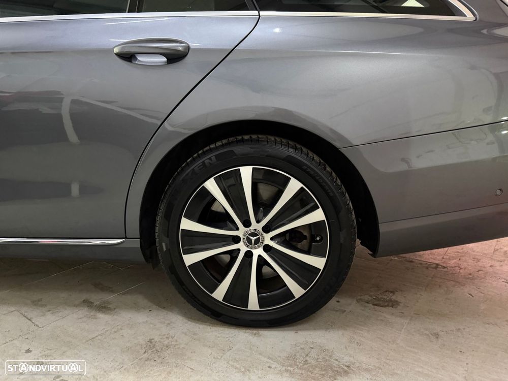 Mercedes-Benz E 300 de Avantgarde - 25