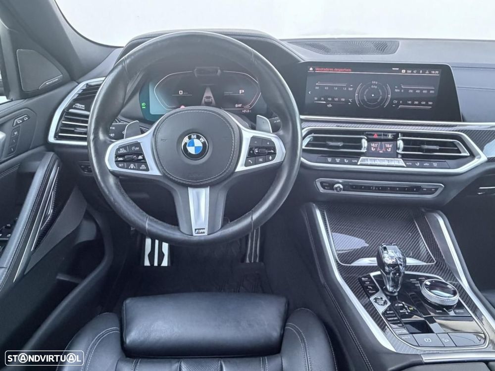 BMW X6 M50i - 16
