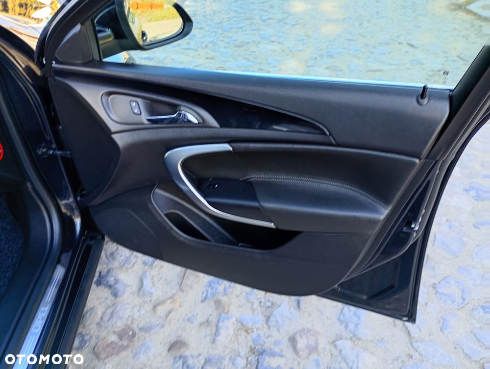 Opel Insignia 2.0 CDTI Cosmo S&S - 33