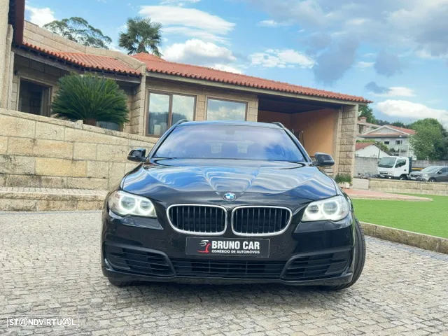BMW 528 i Touring Aut. Luxury Line - 2