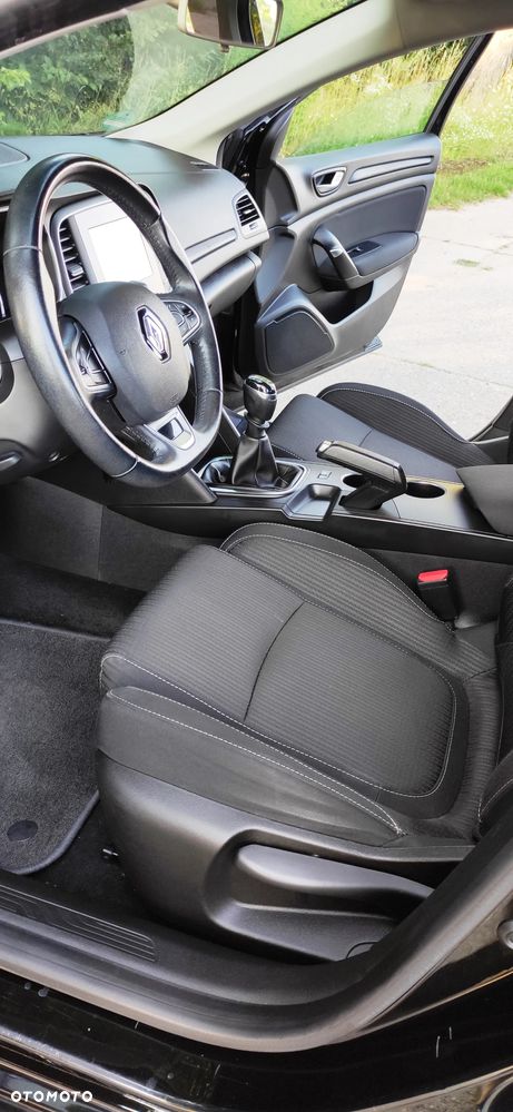 Renault Megane ENERGY TCe 100 INTENS - 17
