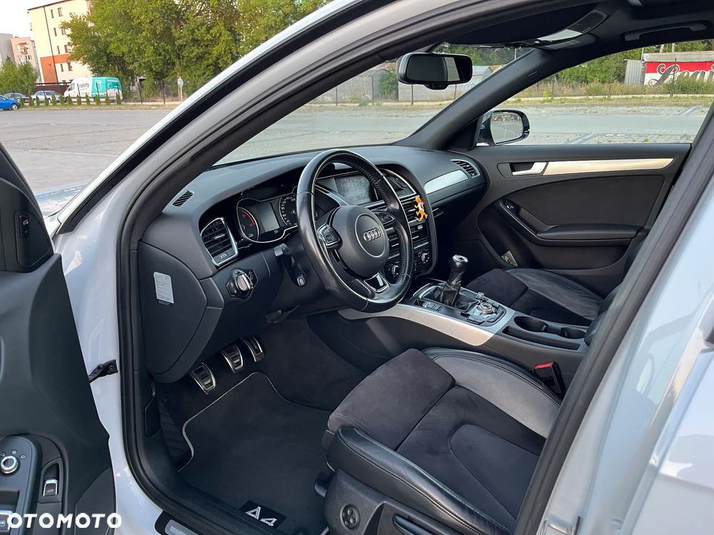 Audi A4 Avant 2.0 TDI DPF clean diesel S line Sportpaket - 15