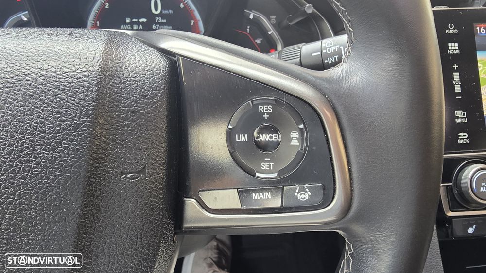 Honda Civic 1.5 i-VTEC Sport Plus - 42