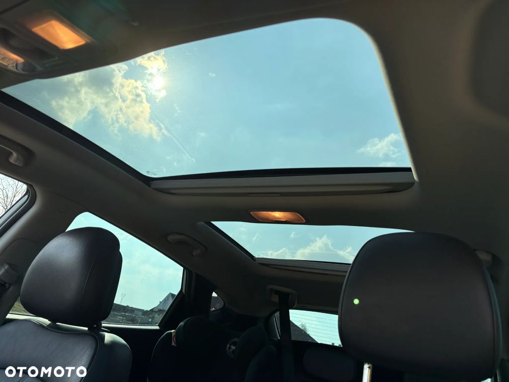 Hyundai ix35 1.7 CRDi 2WD Fifa World Cup Edition - 11