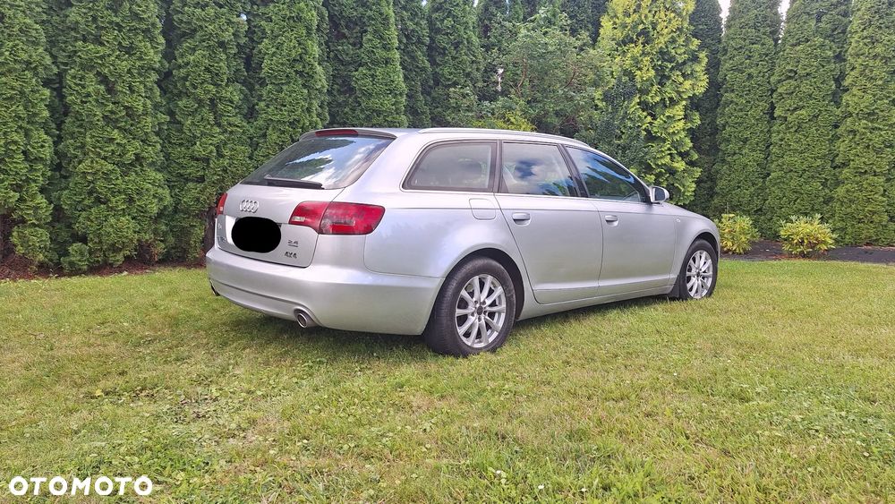 Audi A6 Avant 2.4 quattro - 2