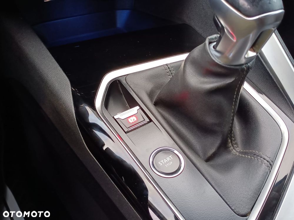 Peugeot 3008 PureTech 130 Stop & Start Access - 20