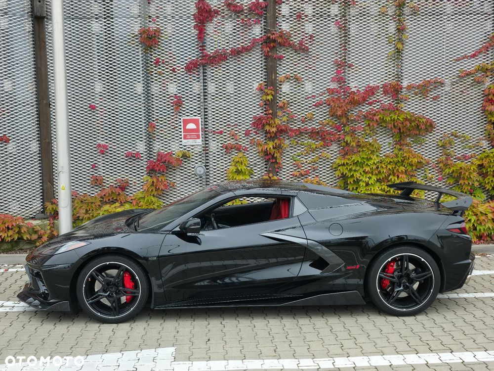Chevrolet Corvette - 8
