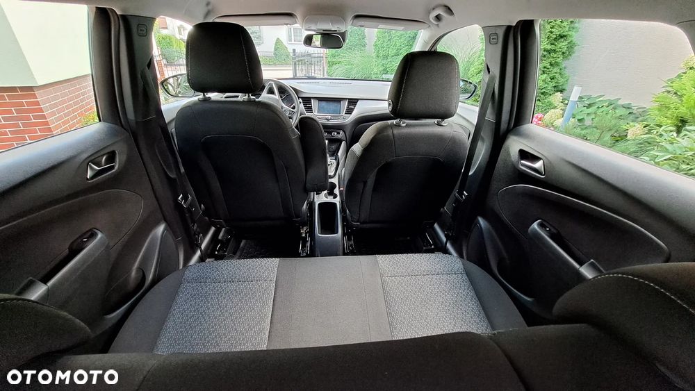 Opel Crossland X - 19
