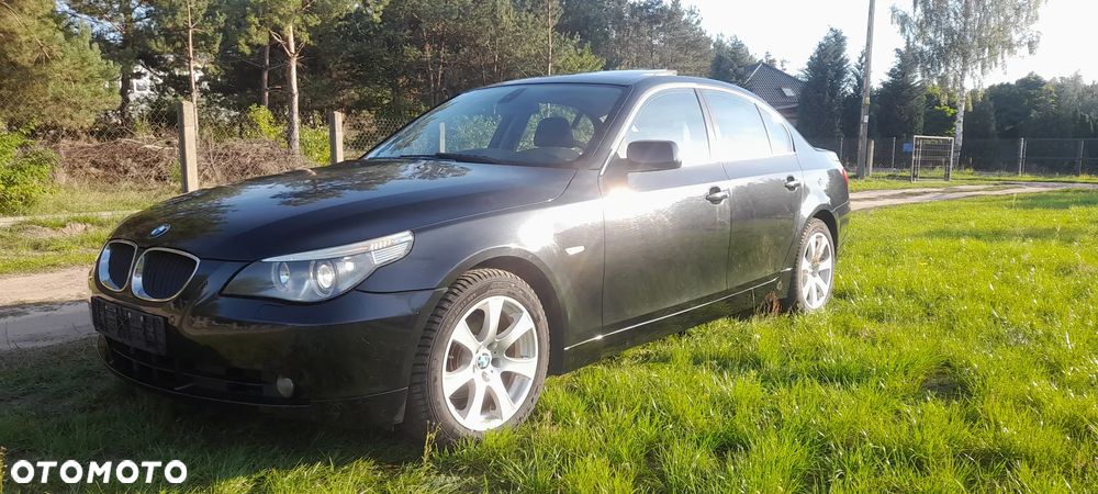 BMW 5 Series 2004 photo 3