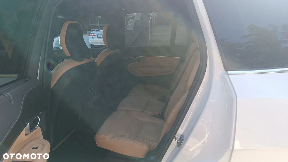 Volvo XC 90 B5 D AWD Ultimate Bright 7os - 19