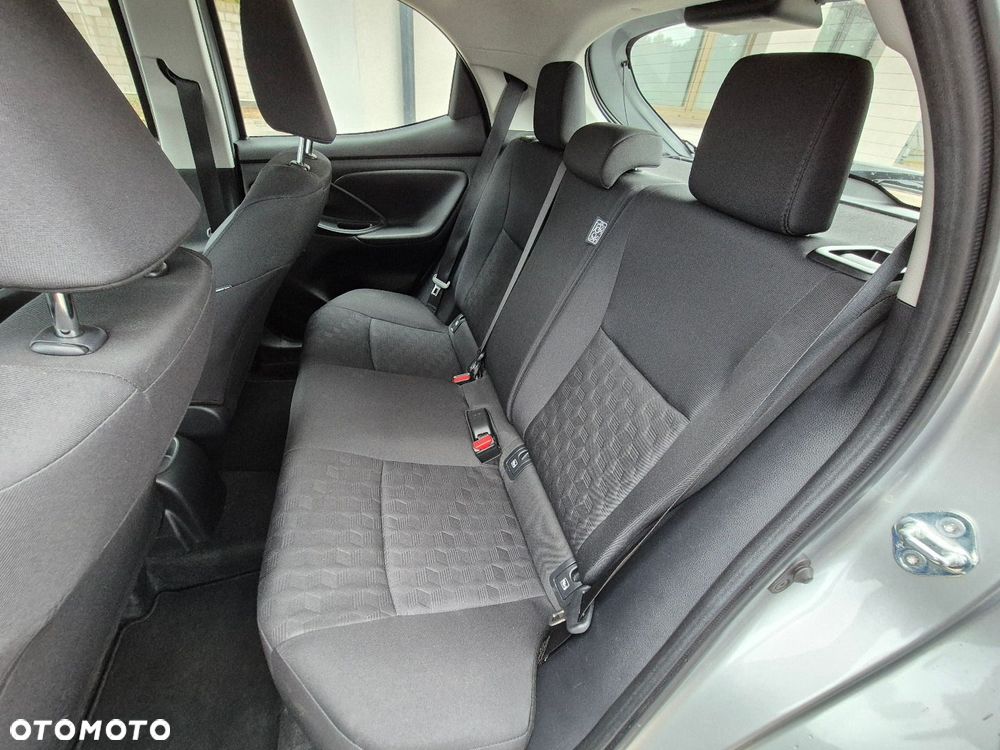 Toyota Yaris - 9