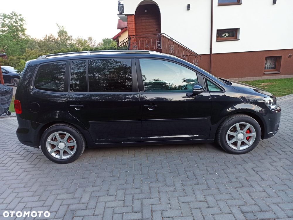 Volkswagen Touran 1.6 TDI DPF BlueMotion Technology STYLE - 11