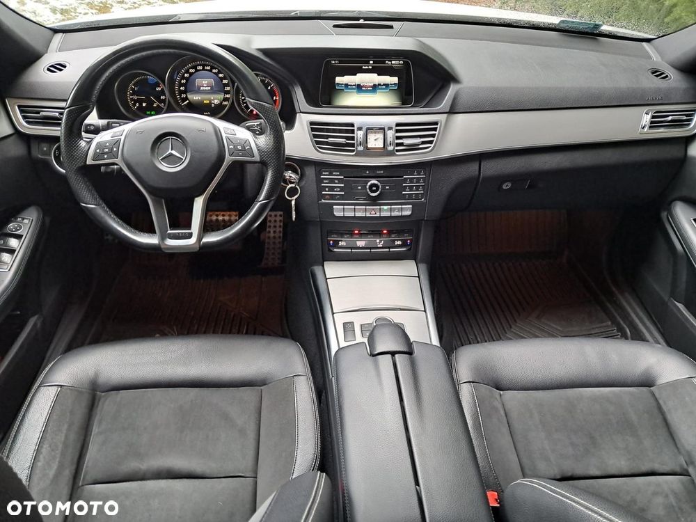 Mercedes-Benz Klasa E 220 BlueTEC 4Matic 7G-TRONIC Edition - 11