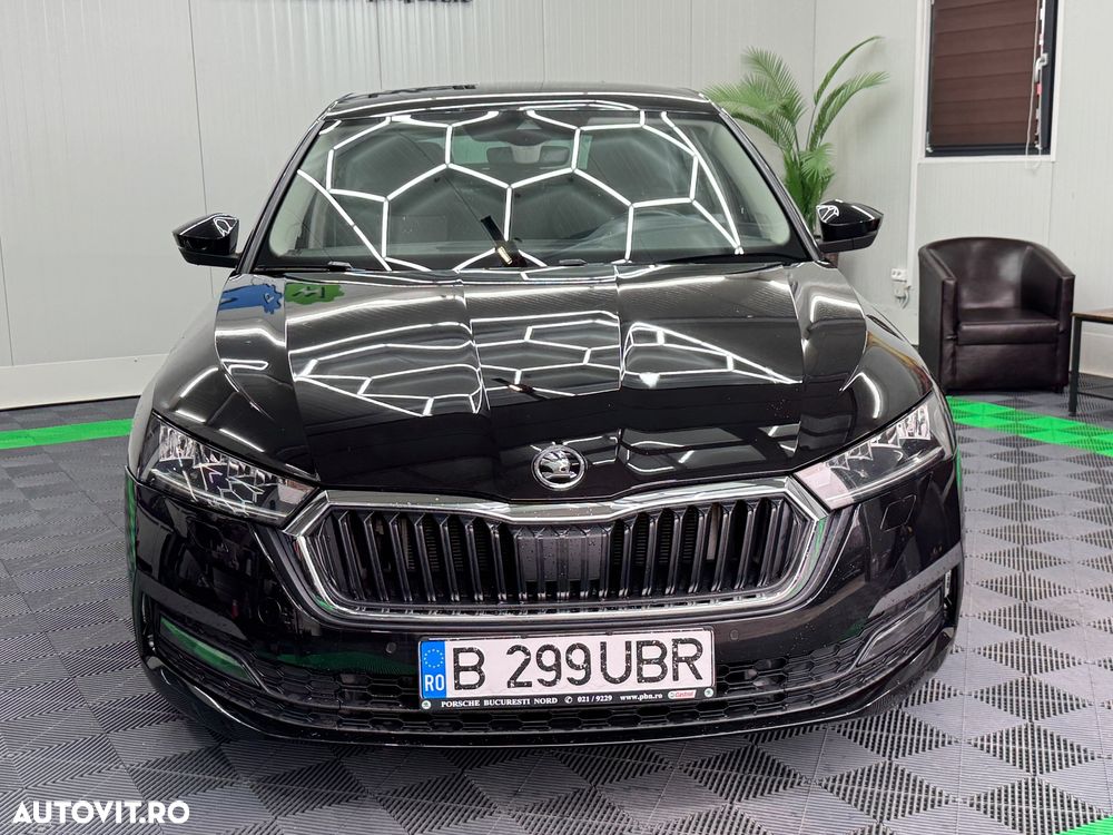 Skoda Octavia 2.0 TDI DSG Ambition - 2