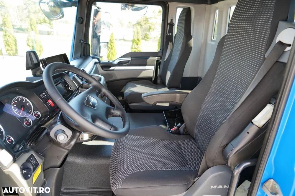MAN TGS 18.320 / 4x2 / PLATFORMĂ - 6,8 M + FASSI F135 HDS / Rază de acțiune 8 m / PODEA REZISTENTĂ / RADIOCOMANDĂ / ROTATOARE / IMPORTAT - 27