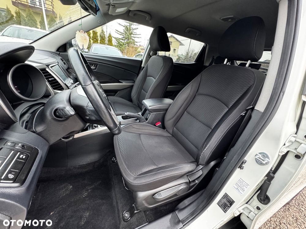 SsangYong/KGM Tivoli e-XGi 160 2WD Black+White - 33